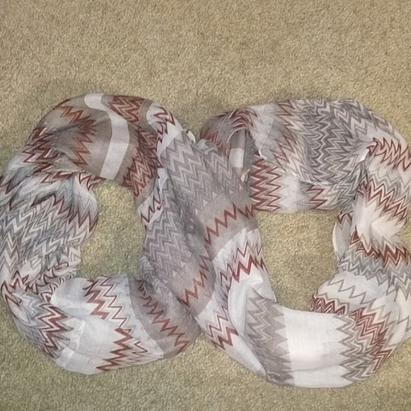 Scarf - Picture 1 of 1
